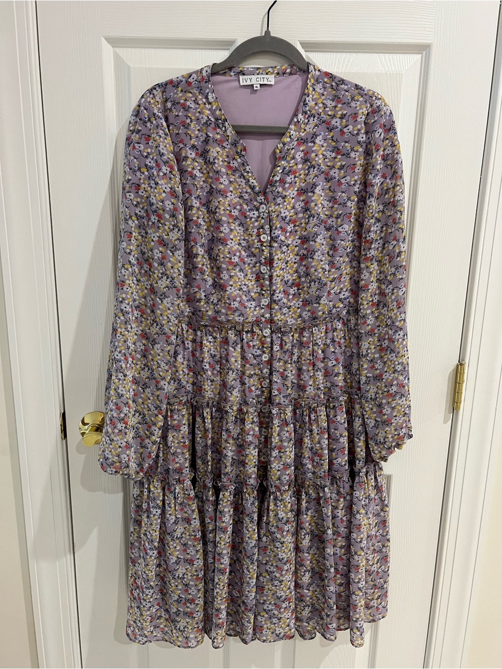 Ivy City Co Tiered Floral Dress
